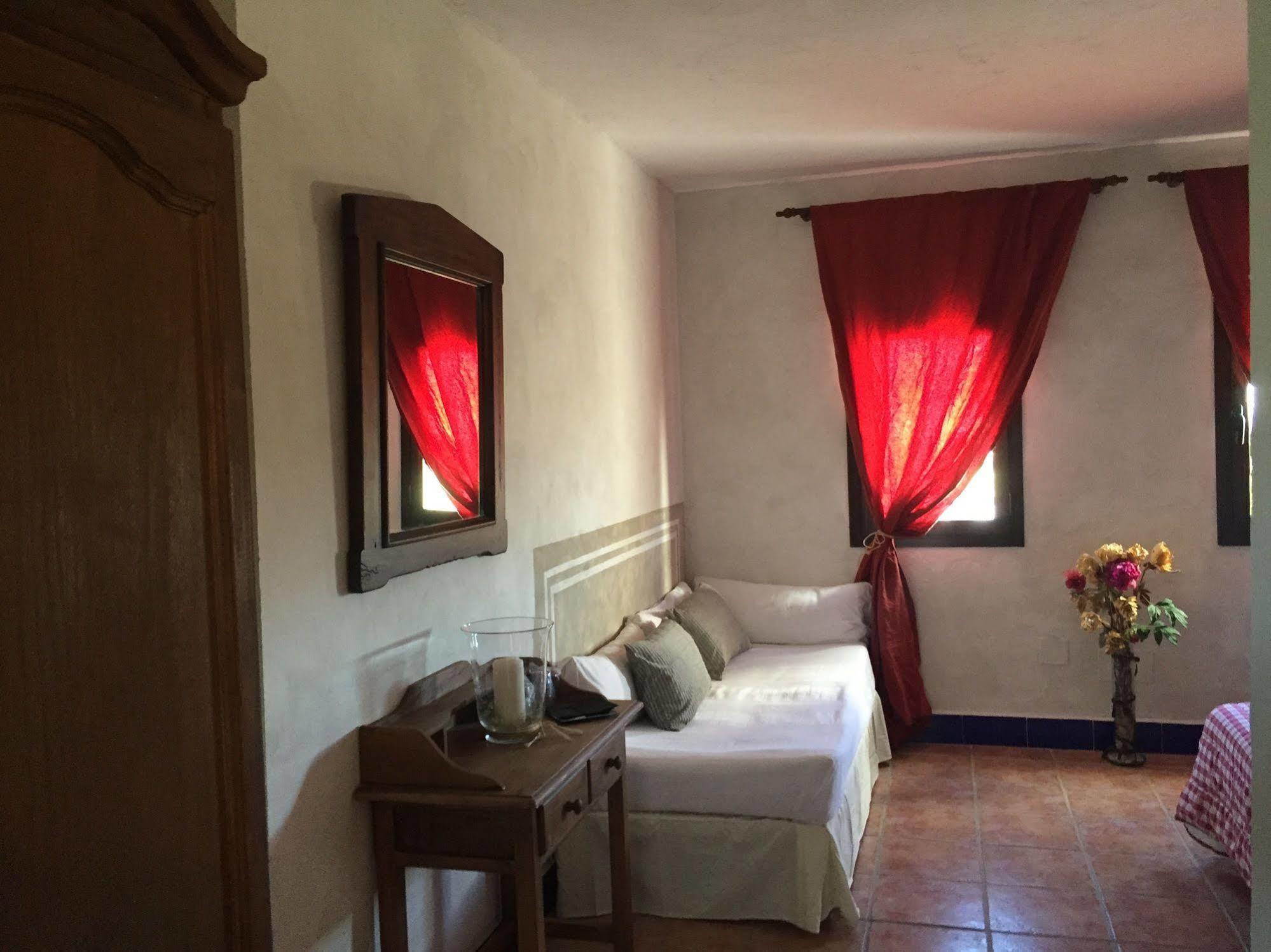 Cortijo Carrillo Bed & Breakfast Cartaojal Bagian luar foto