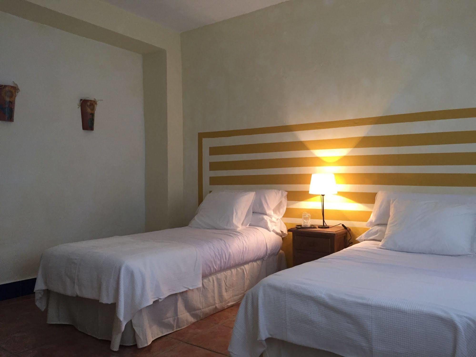 Cortijo Carrillo Bed & Breakfast Cartaojal Bagian luar foto