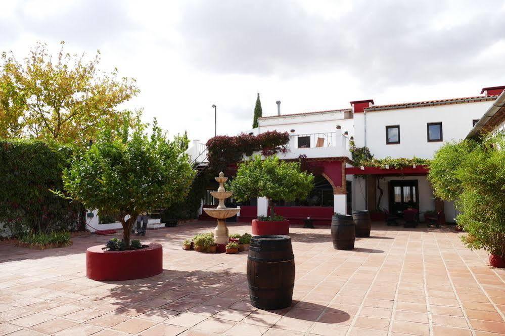 Cortijo Carrillo Bed & Breakfast Cartaojal Bagian luar foto